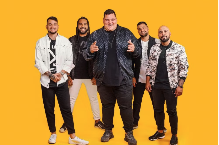 Imagem do clube: CLUBE MENOS E MAIS